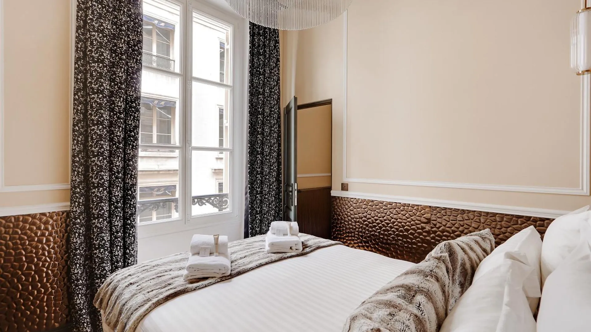Pick A Flat'S Apartments In La Madeleine-Opera - Rue De L'Arcade Paris