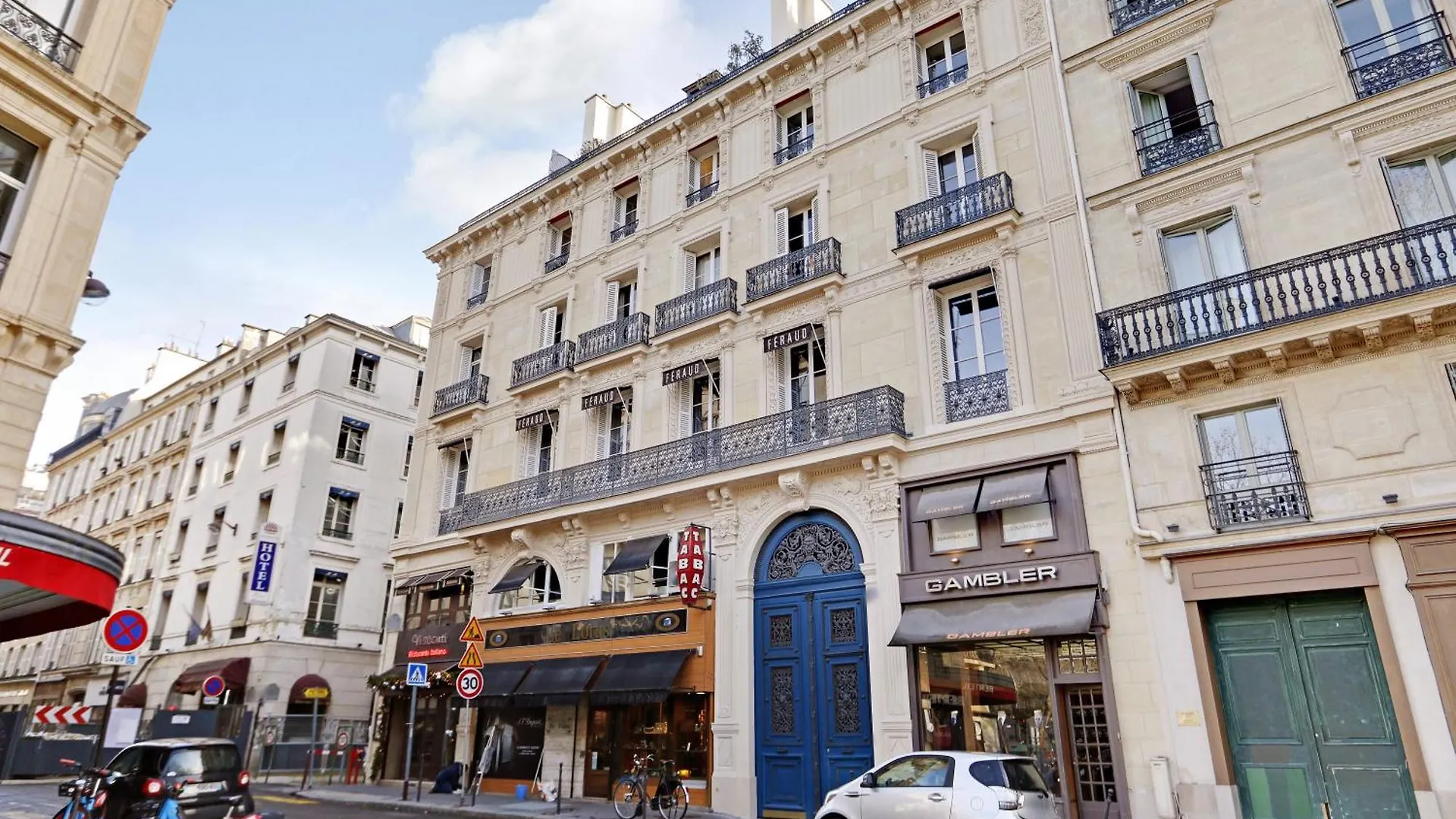 Pick A Flat'S Apartments In La Madeleine-Opera - Rue De L'Arcade Paris
