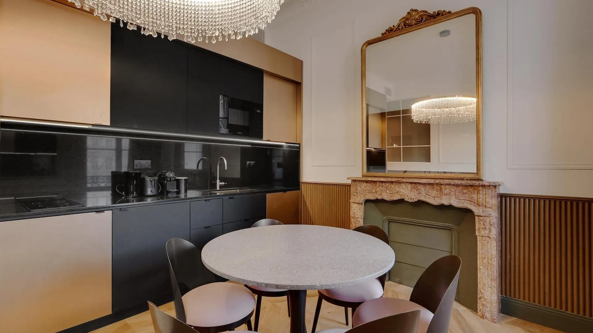 Pick A Flat'S Apartments In La Madeleine-Opera - Rue De L'Arcade Paris France
